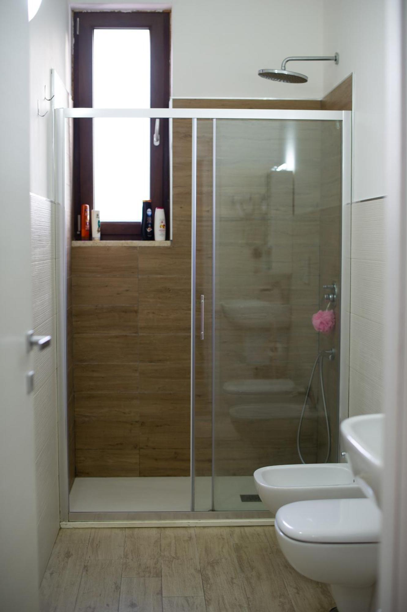 Apartment Intero Alloggio, Binario 18 Brindisi