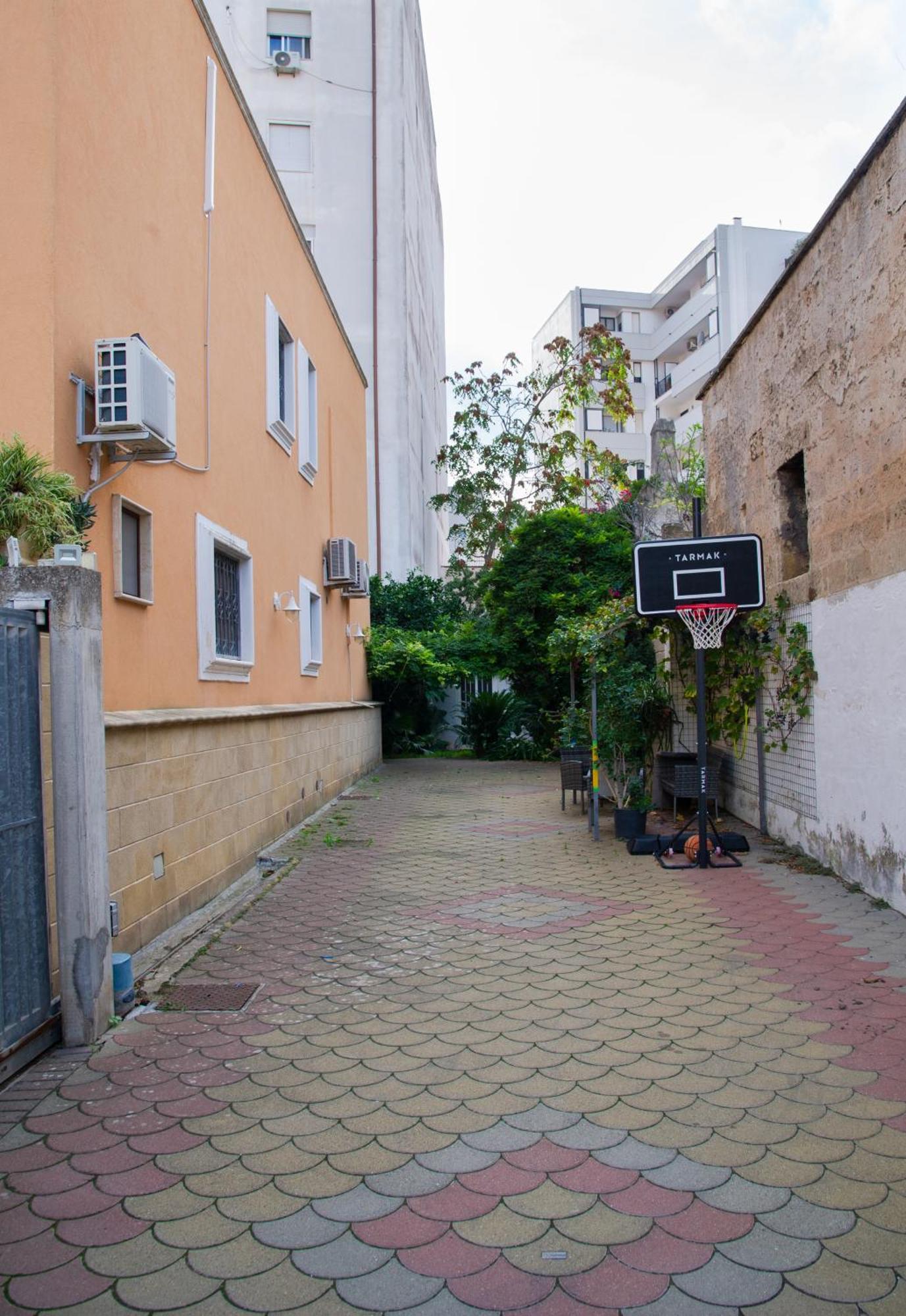 Intero Alloggio, Binario 18 Apartment Brindisi