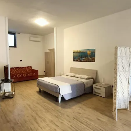 Intero Alloggio, Binario 18 Brindisi Exterior foto