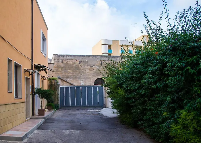 Intero Alloggio, Binario 18