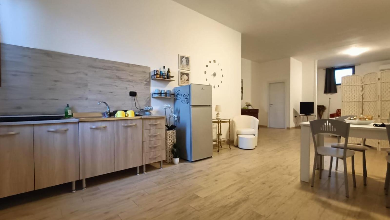 Intero Alloggio, Binario 18 Apartment *